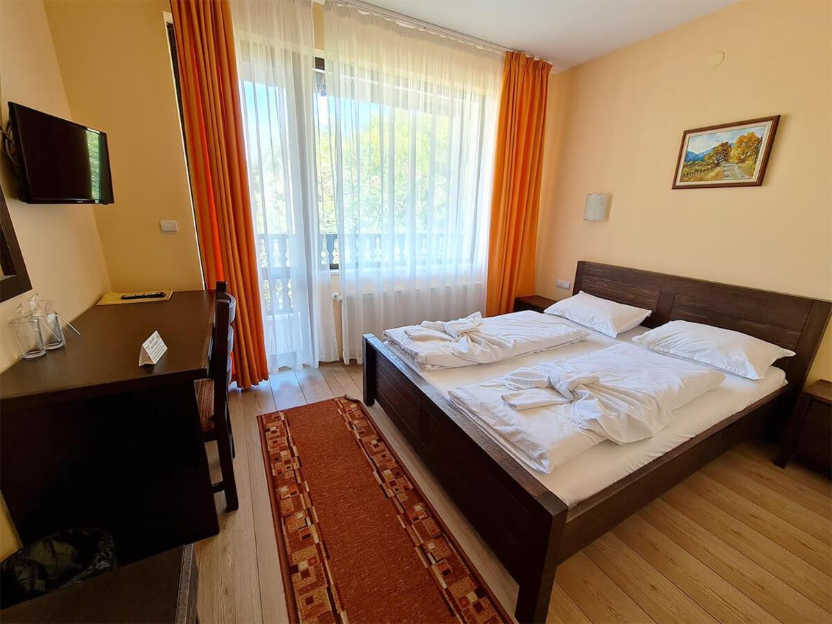 Family Hotel Chiflik Hills Zimmer foto