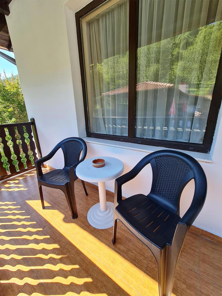 Family Hotel Chiflik Hills Zimmer foto